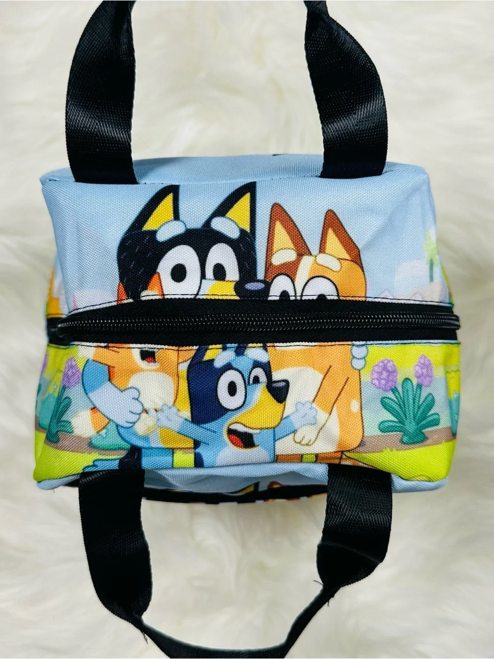 Bluey Family Print Kids lunch box - Blue & Yellow